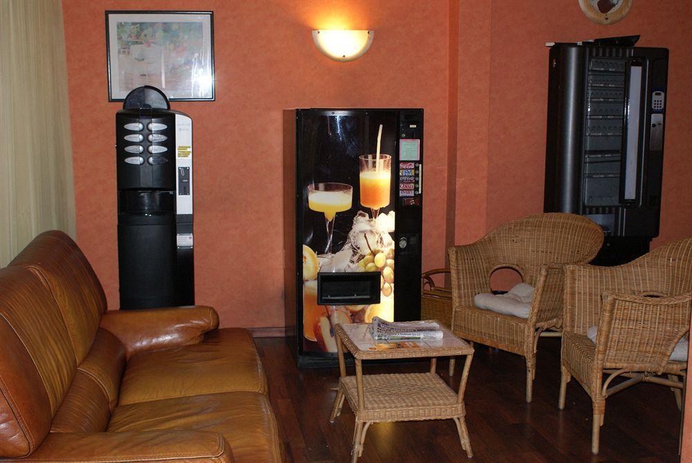 Hotel Jaures Тулон Екстер'єр фото
