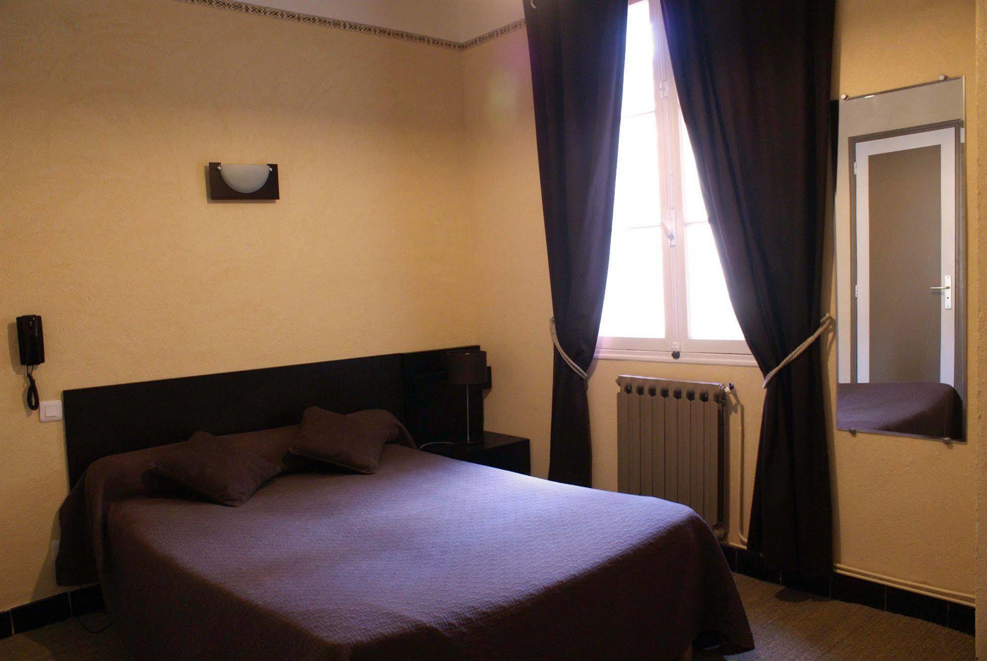 Hotel Jaures Тулон Екстер'єр фото